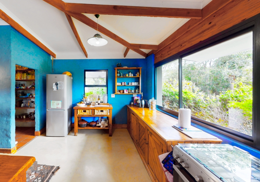 To Let 5 Bedroom Property for Rent in Rheenendal Western Cape